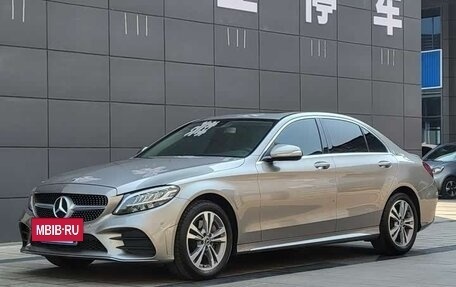Mercedes-Benz C-Класс, 2019 год, 1 920 000 рублей, 3 фотография