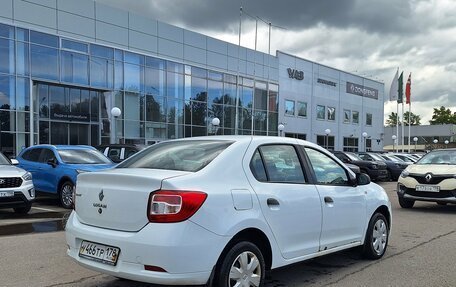 Renault Logan II, 2017 год, 699 000 рублей, 5 фотография