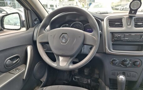 Renault Logan II, 2017 год, 699 000 рублей, 9 фотография