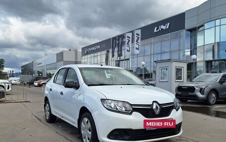 Renault Logan II, 2017 год, 699 000 рублей, 7 фотография