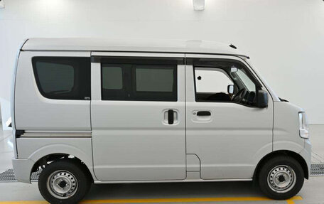 Nissan NV100 Clipper III, 2022 год, 500 000 рублей, 5 фотография