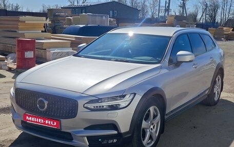 Volvo V90 Cross Country I рестайлинг, 2019 год, 3 000 000 рублей, 3 фотография