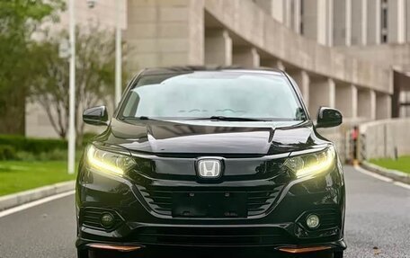 Honda Vezel, 2022 год, 1 316 006 рублей, 2 фотография