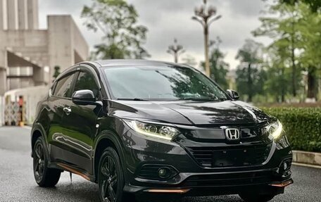 Honda Vezel, 2022 год, 1 316 006 рублей, 3 фотография