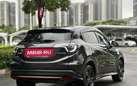 Honda Vezel, 2022 год, 1 316 006 рублей, 4 фотография