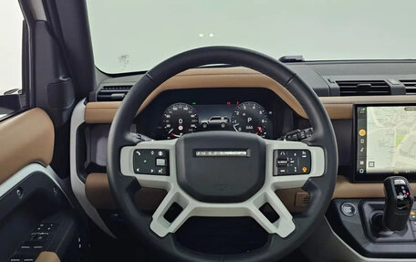 Land Rover Defender II, 2025 год, 9 038 000 рублей, 13 фотография