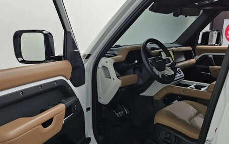 Land Rover Defender II, 2025 год, 9 038 000 рублей, 11 фотография