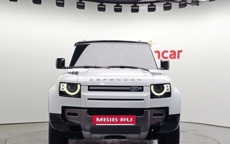 Land Rover Defender II, 2025 год, 9 038 000 рублей, 8 фотография