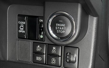 Toyota Roomy I, 2019 год, 1 299 900 рублей, 20 фотография