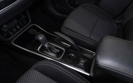 Mitsubishi Outlander III рестайлинг 3, 2019 год, 2 300 000 рублей, 13 фотография