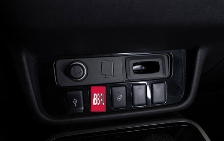 Mitsubishi Outlander III рестайлинг 3, 2019 год, 2 300 000 рублей, 19 фотография