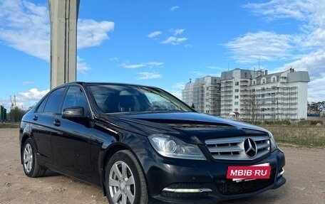 Mercedes-Benz C-Класс, 2012 год, 1 250 000 рублей, 2 фотография