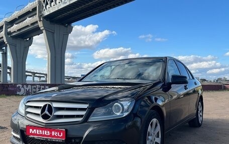 Mercedes-Benz C-Класс, 2012 год, 1 250 000 рублей, 1 фотография