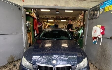 BMW 3 серия, 2005 год, 780 000 рублей, 2 фотография