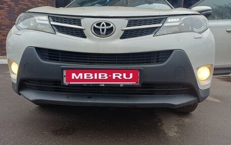 Toyota RAV4, 2013 год, 1 950 000 рублей, 4 фотография