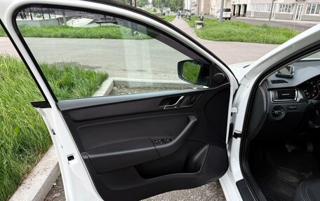 Skoda Rapid I, 2017 год, 1 285 000 рублей, 24 фотография