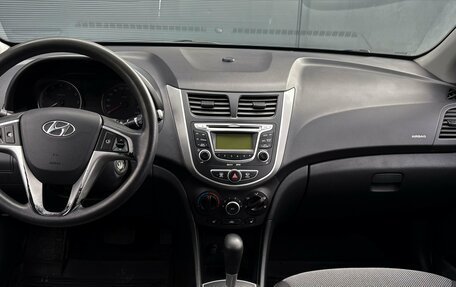 Hyundai Solaris II рестайлинг, 2013 год, 845 000 рублей, 7 фотография