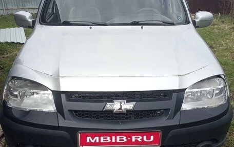 Chevrolet Niva I рестайлинг, 2007 год, 230 000 рублей, 3 фотография