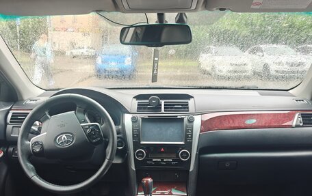 Toyota Camry, 2012 год, 1 170 000 рублей, 8 фотография