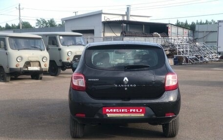 Renault Sandero II рестайлинг, 2015 год, 595 000 рублей, 4 фотография
