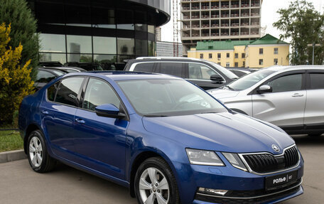 Skoda Octavia, 2018 год, 1 798 000 рублей, 2 фотография