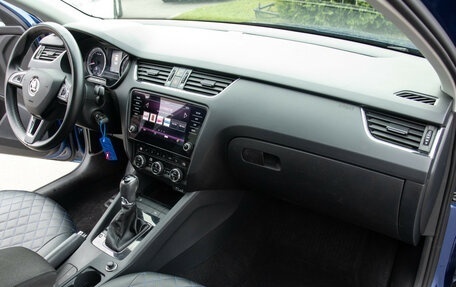Skoda Octavia, 2018 год, 1 798 000 рублей, 6 фотография