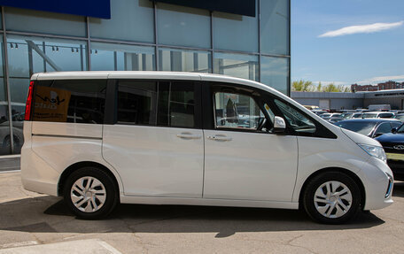 Honda Stepwgn IV, 2020 год, 1 659 000 рублей, 6 фотография