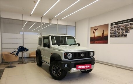 Suzuki Jimny, 2019 год, 1 950 000 рублей, 3 фотография