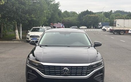 Volkswagen Passat B8 рестайлинг, 2022 год, 1 400 006 рублей, 2 фотография