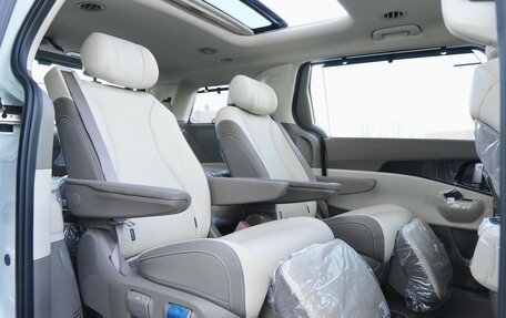 KIA Carnival, 2024 год, 8 910 000 рублей, 22 фотография