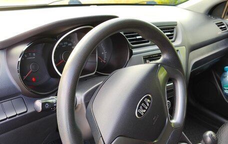 KIA Rio III рестайлинг, 2016 год, 990 000 рублей, 26 фотография
