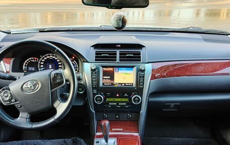Toyota Camry, 2013 год, 1 950 000 рублей, 3 фотография