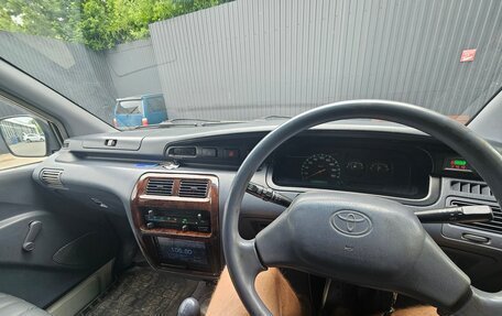 Toyota Town Ace III, 1997 год, 355 000 рублей, 2 фотография