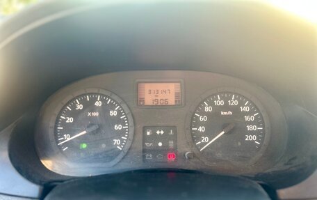 Renault Logan I, 2006 год, 155 000 рублей, 10 фотография