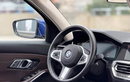 BMW 3 серия, 2022 год, 2 520 000 рублей, 11 фотография