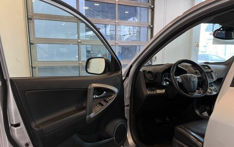Toyota RAV4, 2012 год, 1 729 000 рублей, 18 фотография