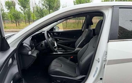 Hyundai Elantra, 2025 год, 1 750 018 рублей, 7 фотография