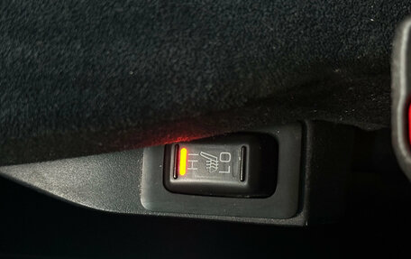 Mitsubishi Outlander III рестайлинг 3, 2011 год, 1 090 000 рублей, 28 фотография