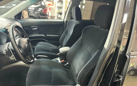 Mitsubishi Outlander III рестайлинг 3, 2011 год, 1 090 000 рублей, 32 фотография