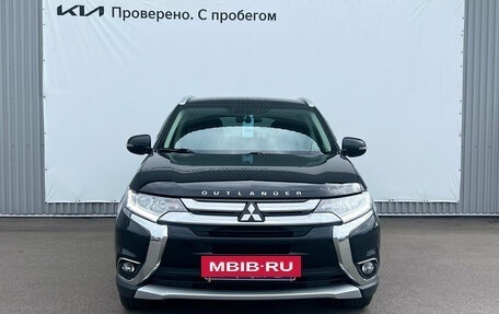 Mitsubishi Outlander III рестайлинг 3, 2018 год, 2 080 000 рублей, 5 фотография