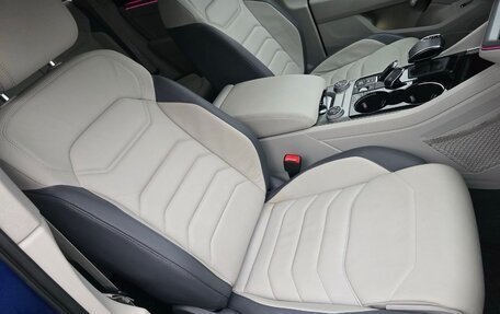Volkswagen Touareg III, 2019 год, 4 950 000 рублей, 12 фотография
