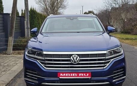Volkswagen Touareg III, 2019 год, 4 950 000 рублей, 6 фотография