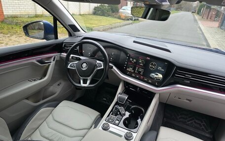 Volkswagen Touareg III, 2019 год, 4 950 000 рублей, 23 фотография