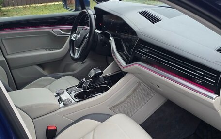 Volkswagen Touareg III, 2019 год, 4 950 000 рублей, 24 фотография