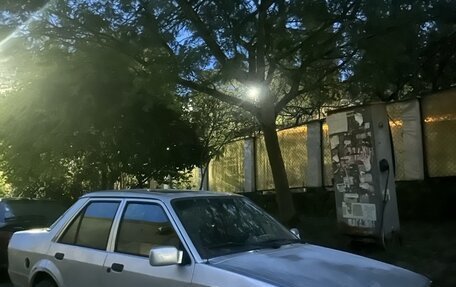 Ford Orion II, 1988 год, 65 000 рублей, 3 фотография