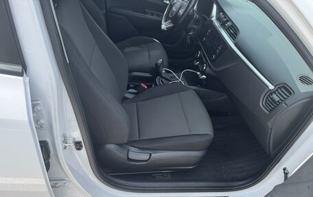 KIA Rio IV, 2022 год, 1 800 000 рублей, 9 фотография