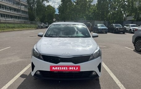 KIA Rio IV, 2022 год, 1 800 000 рублей, 3 фотография