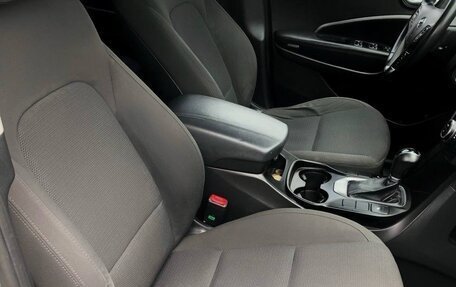 Hyundai Santa Fe III рестайлинг, 2013 год, 1 599 999 рублей, 16 фотография