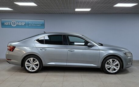 Skoda Superb III рестайлинг, 2019 год, 2 138 000 рублей, 4 фотография