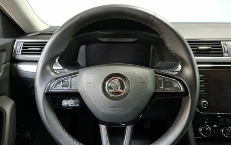 Skoda Superb III рестайлинг, 2019 год, 2 138 000 рублей, 17 фотография